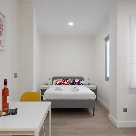 Beachside Getaway In Canteras For 2 * Las Palmas de Gran Canaria